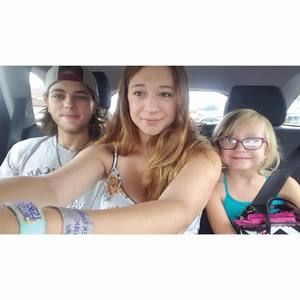 Meet your Posher, Loryn